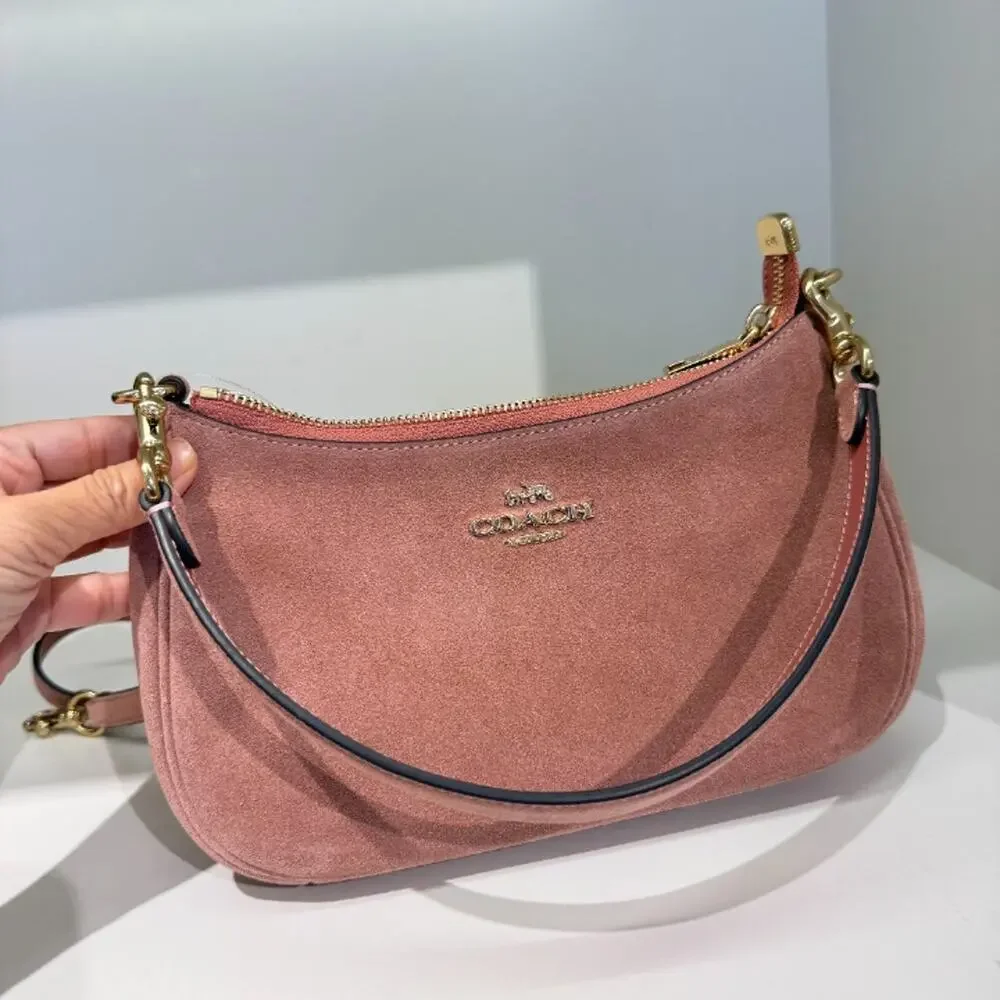 NEW‼️Coach Teri Shoulder Bag CFG06 suede/Gold/Blush Pink